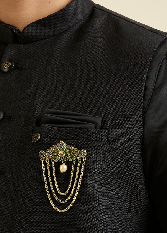 Manyavar Men Dark Green Exquisite Brooch