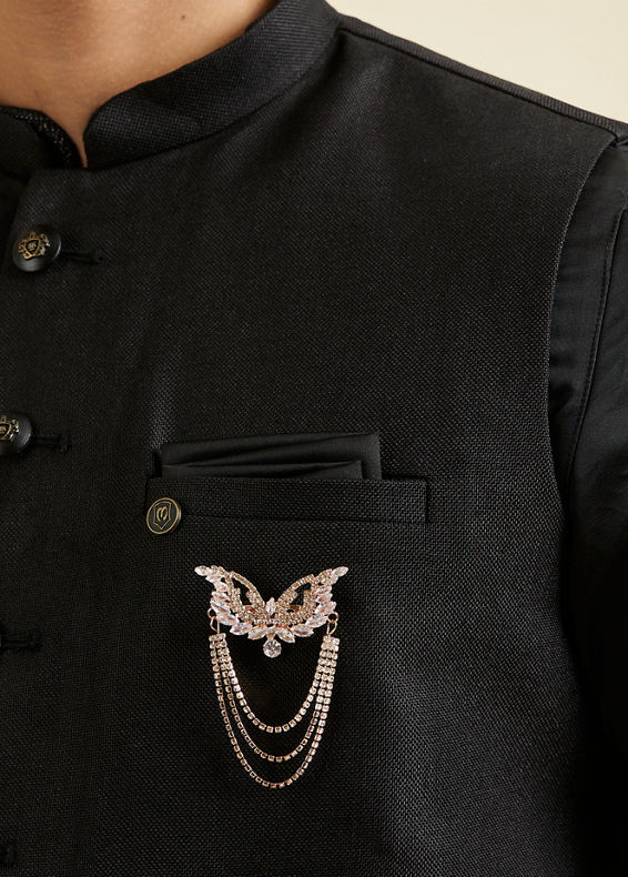 Manyavar Men Golden Elegance Brooch
