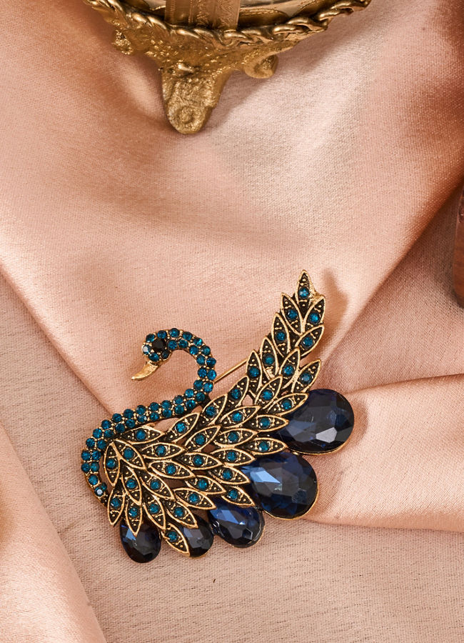 Manyavar Men Blue Brooch with Peacock Design