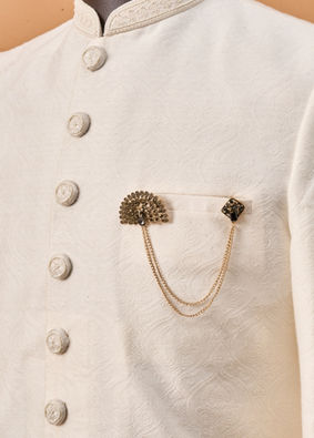 Manyavar Men Black Brooch with Decorative Chain