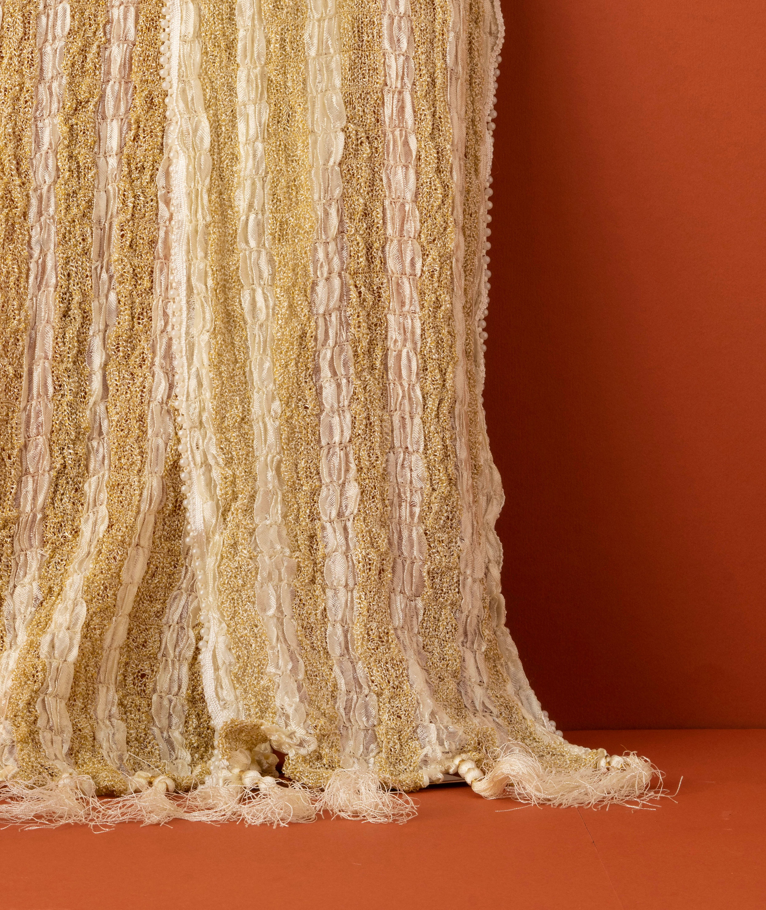 Manyavar Men Pearl White and Gold Traditional Stole