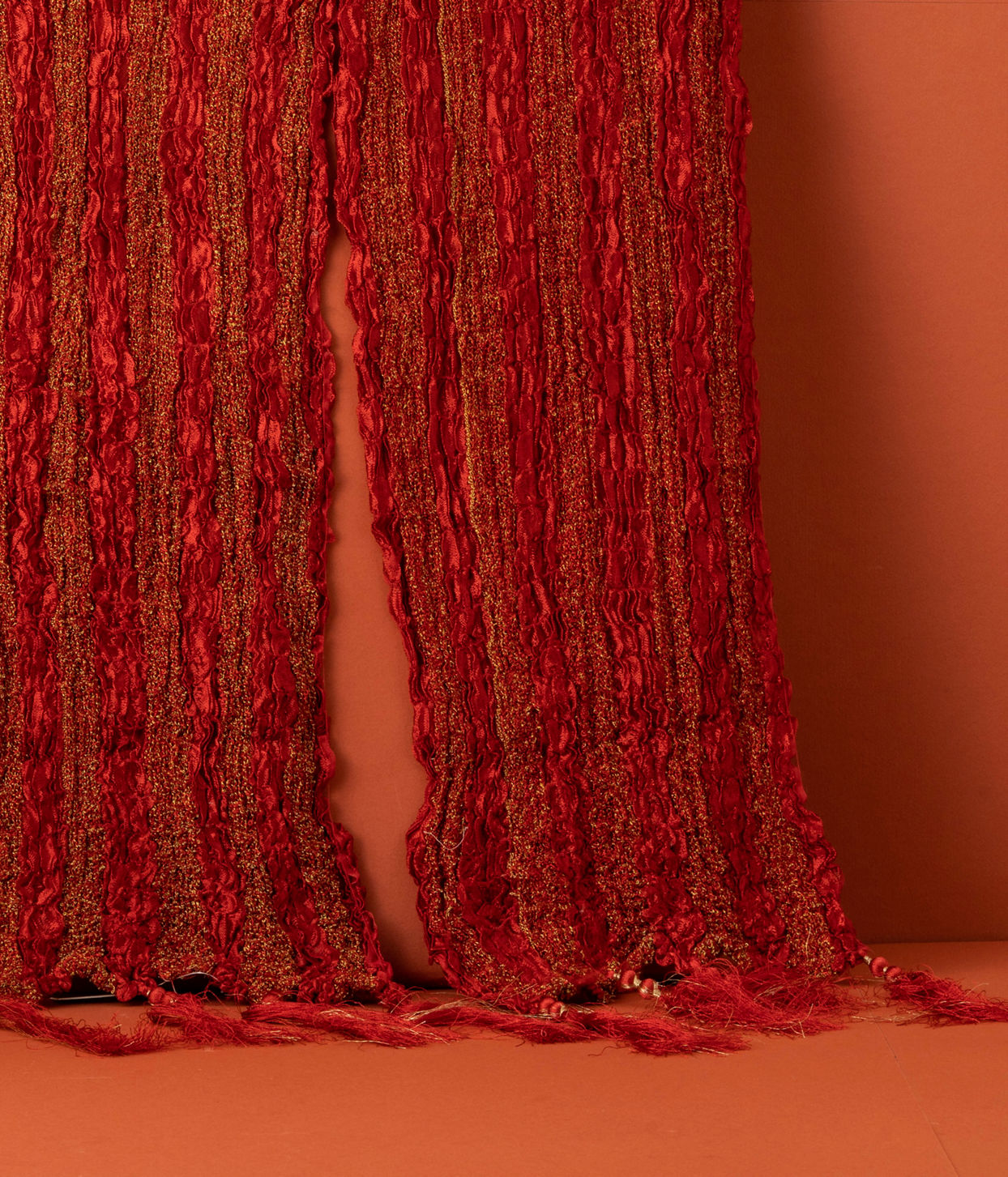 Manyavar Men Chilli Pepper Red Shimmery Thread Work Stole