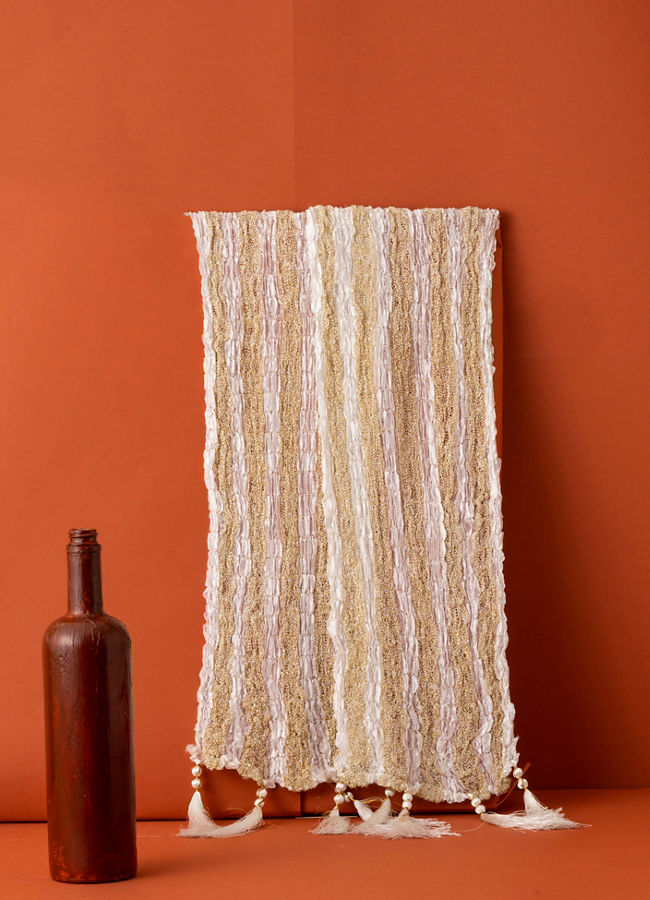Manyavar Men Warm White and Gold Traditional Stole