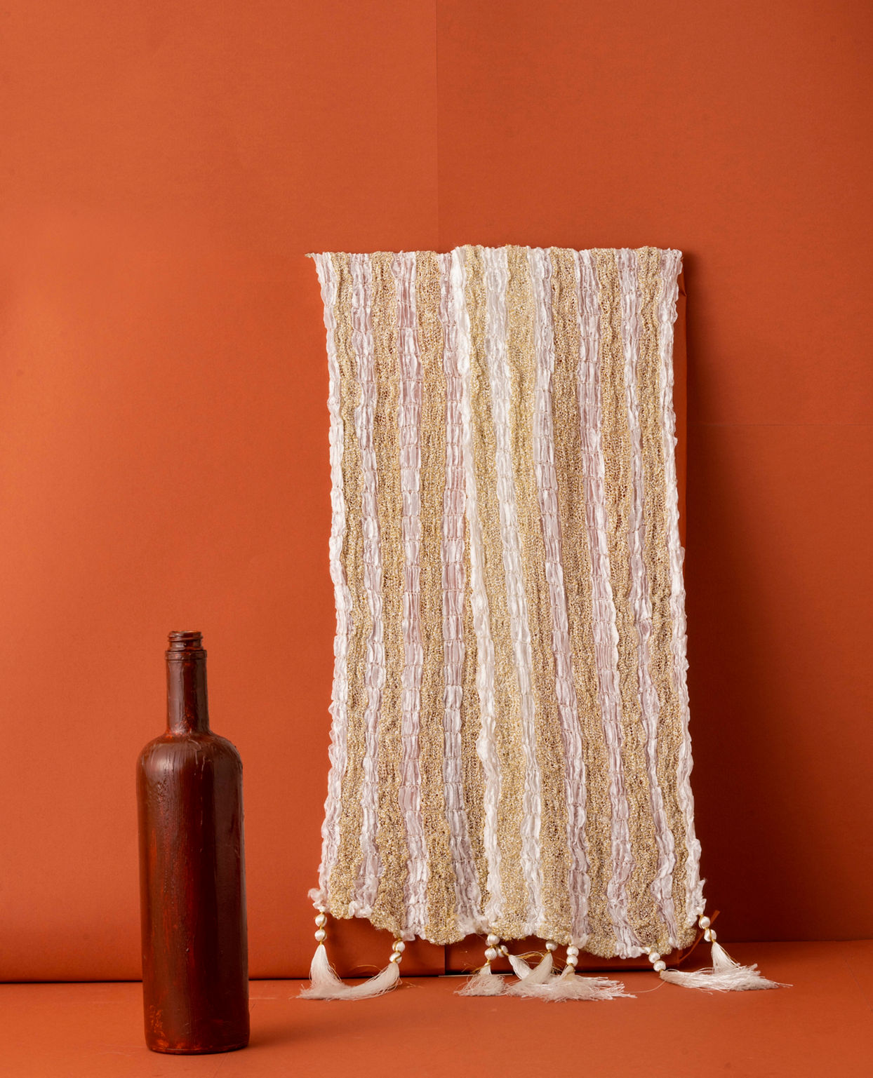 Manyavar Men Warm White and Gold Traditional Stole