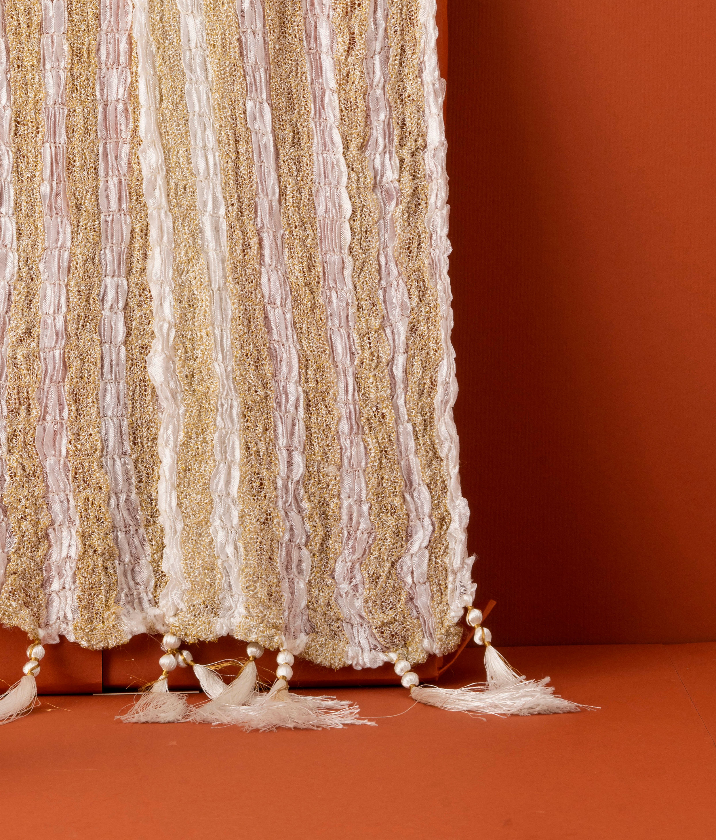 Manyavar Men Warm White and Gold Traditional Stole