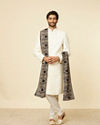 alt message - Manyavar Men Clasic Dark Blue Paisley Embroidered Dupatta image number 2