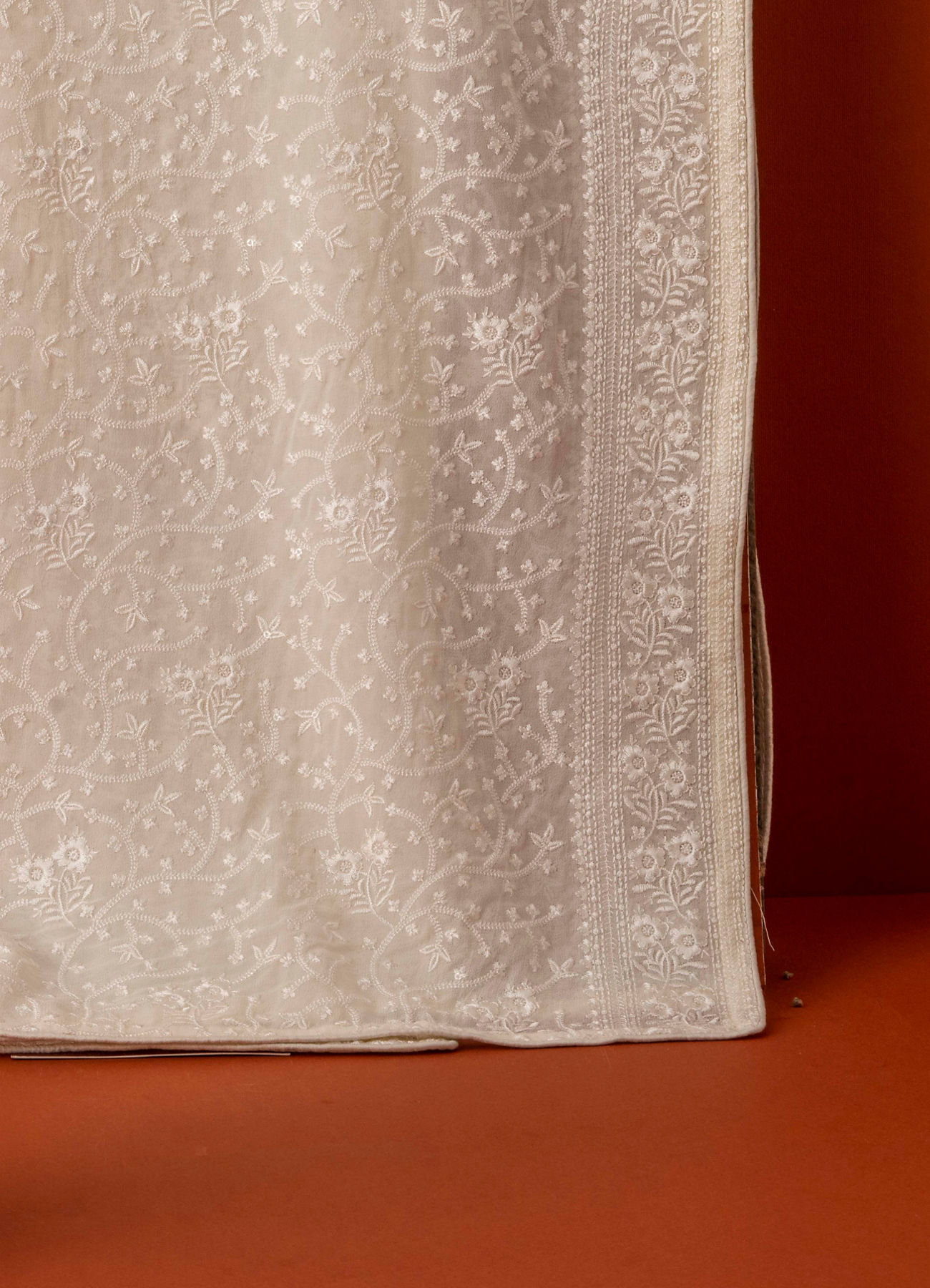 Manyavar Men Warm White Thread Work Dupatta