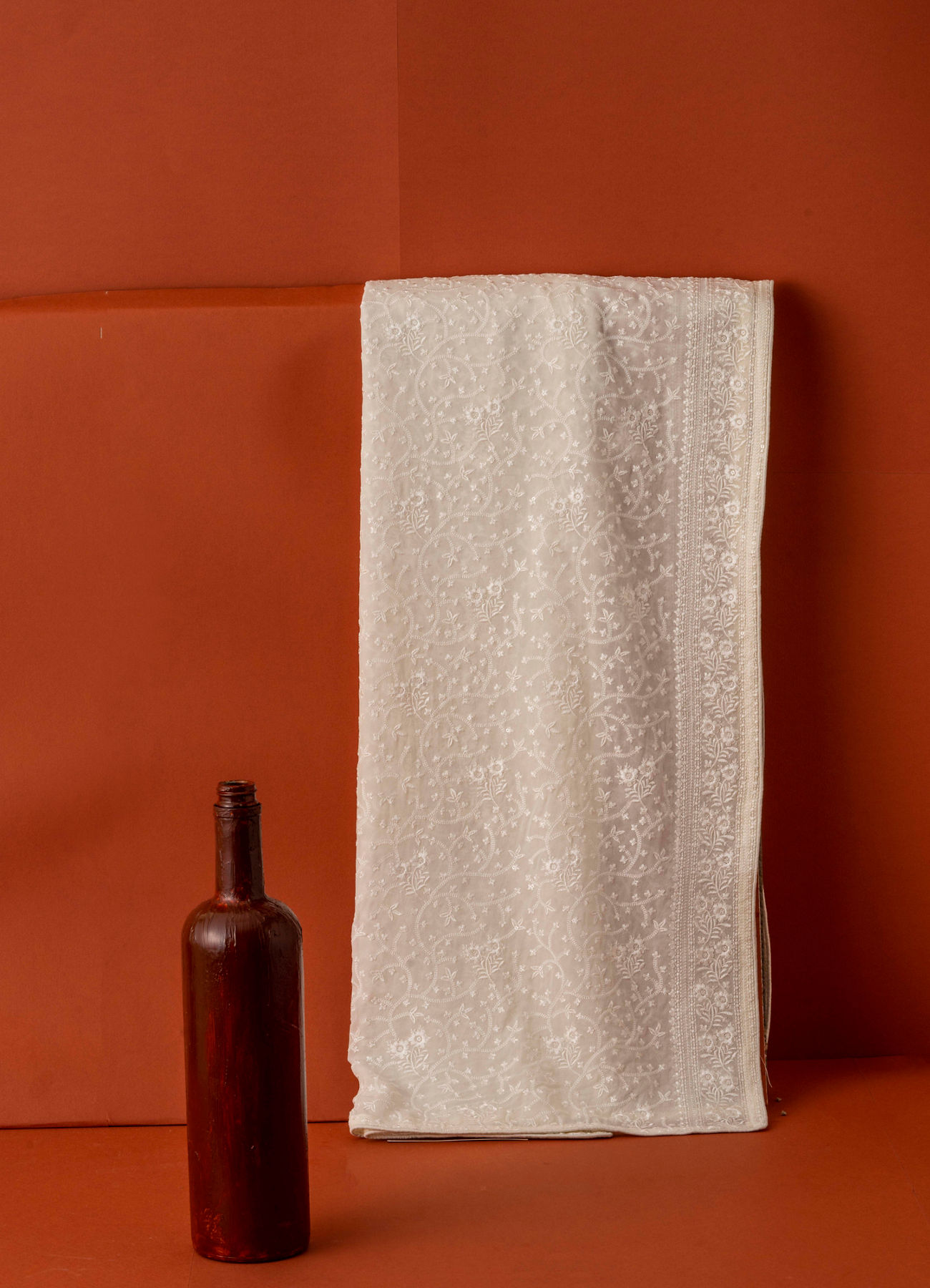 Manyavar Men Warm White Thread Work Dupatta