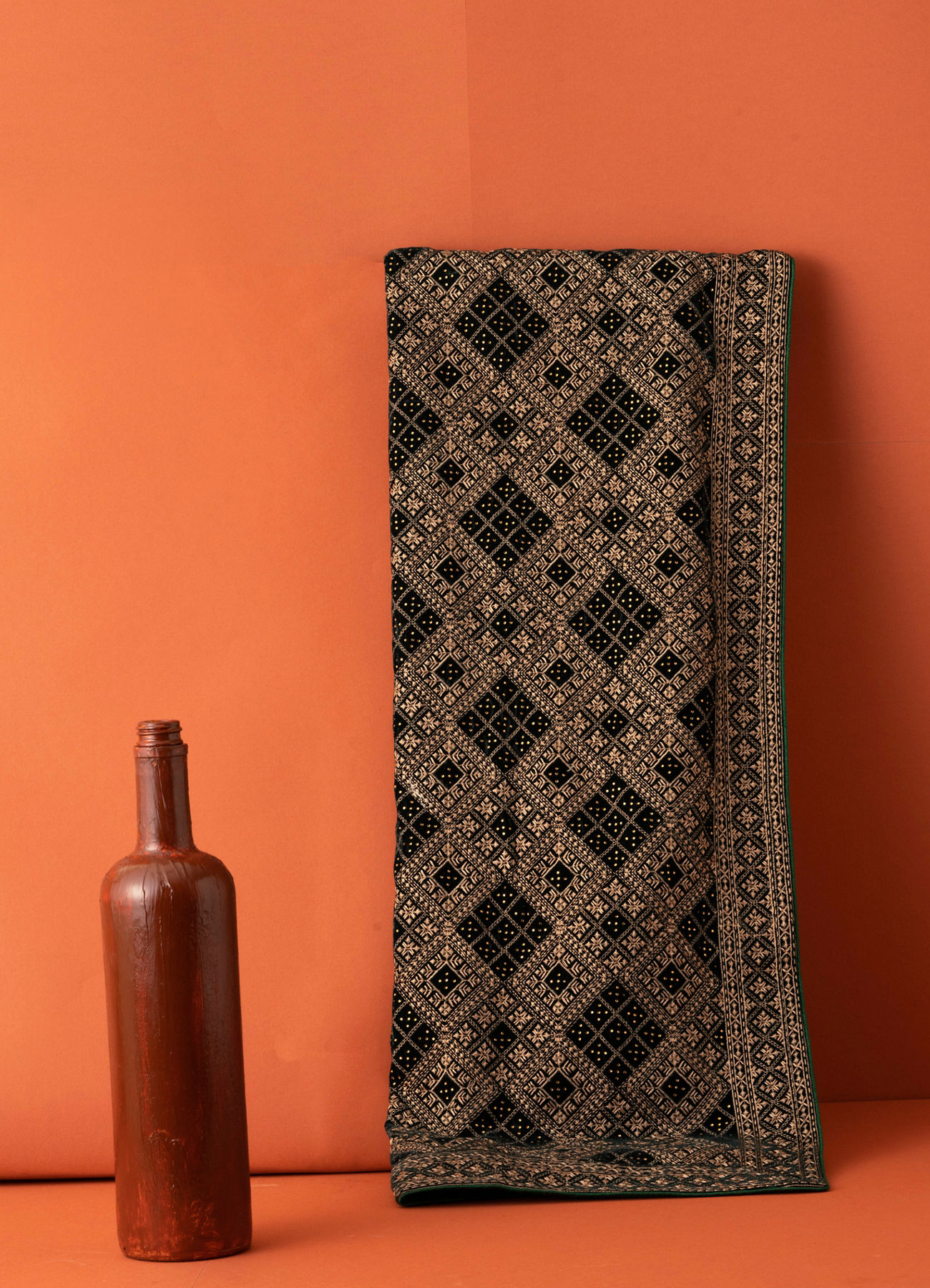 Manyavar Men Teal Green Chowkadi Motif Stole