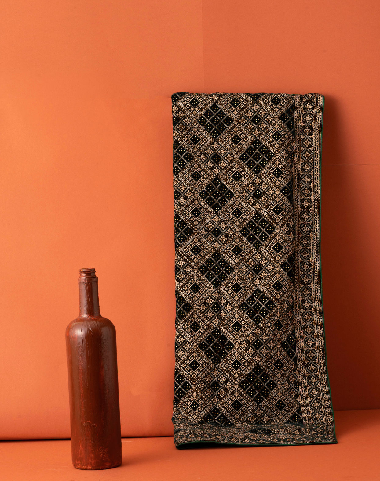 Manyavar Men Teal Green Chowkadi Motif Stole