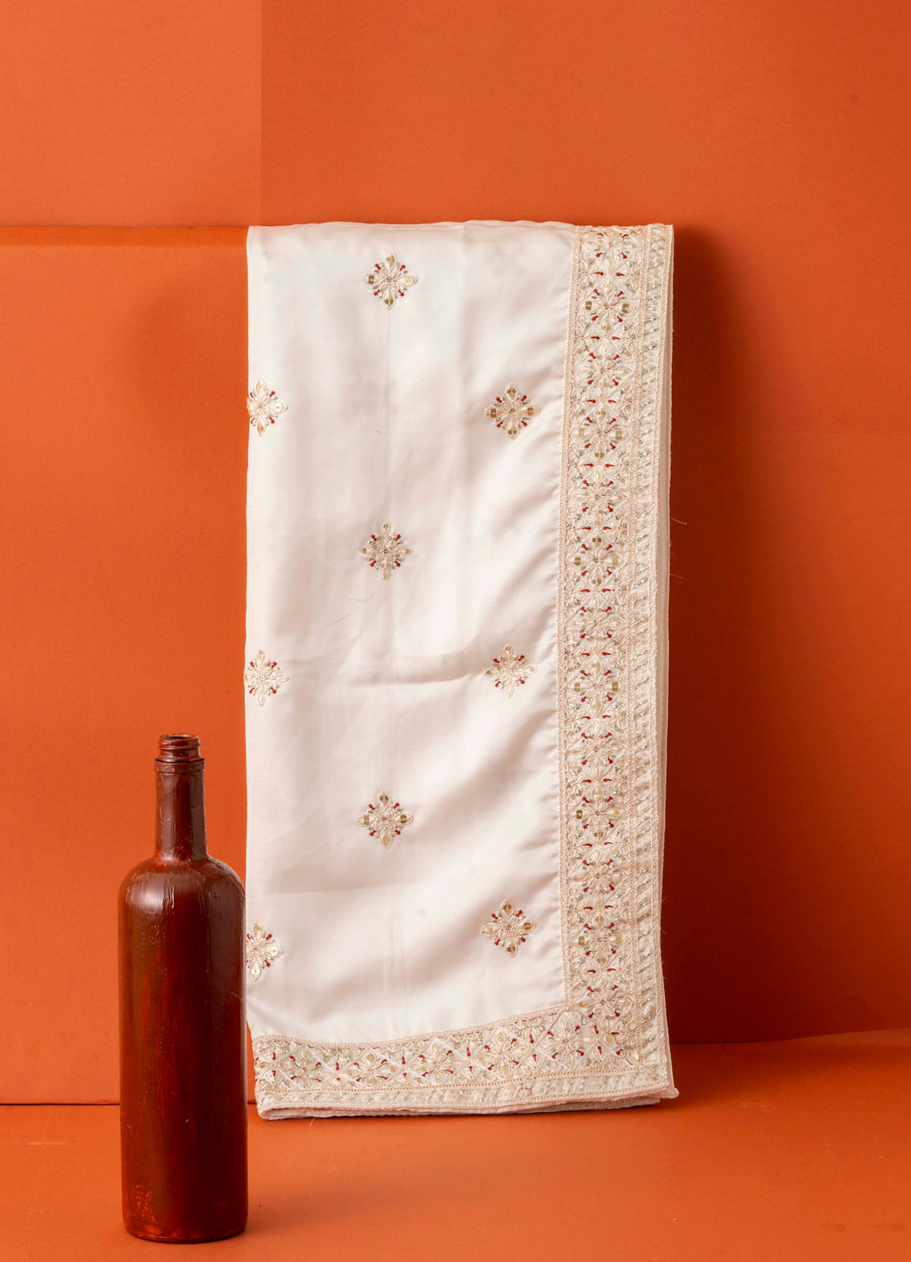 Manyavar Men Regal Beige Celebration Dupatta