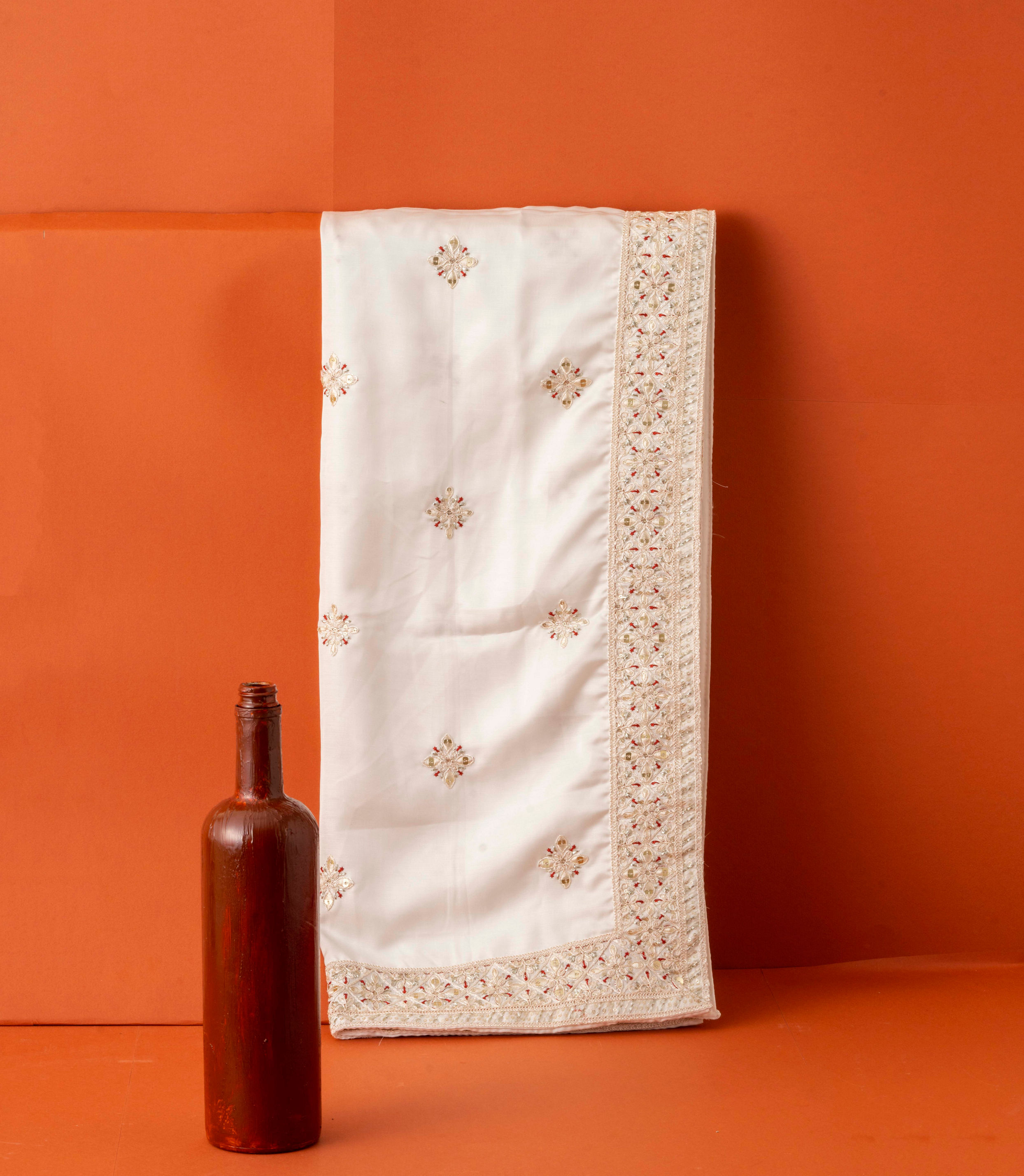 Manyavar Men Regal Beige Celebration Dupatta