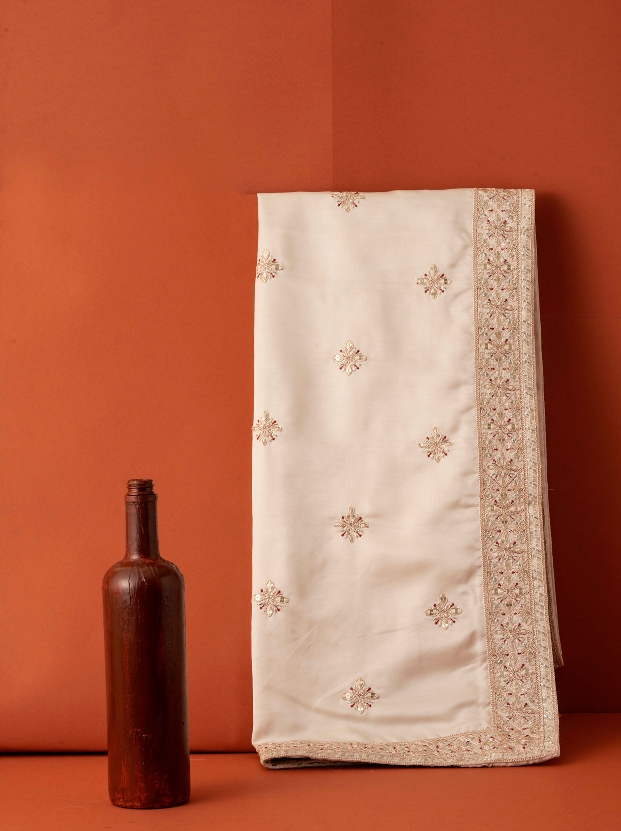 Manyavar Men Regal Beige Celebration Dupatta