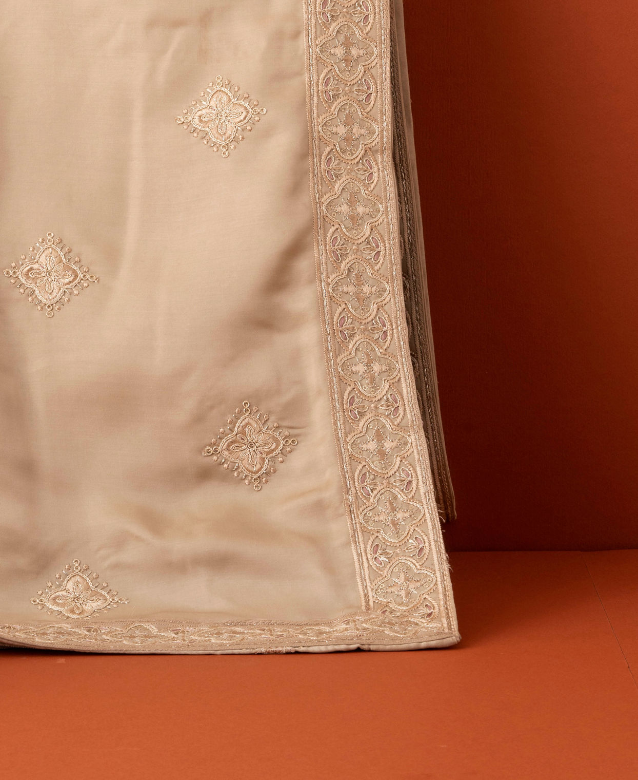 Manyavar Men Cream Satin Elegance Dupatta