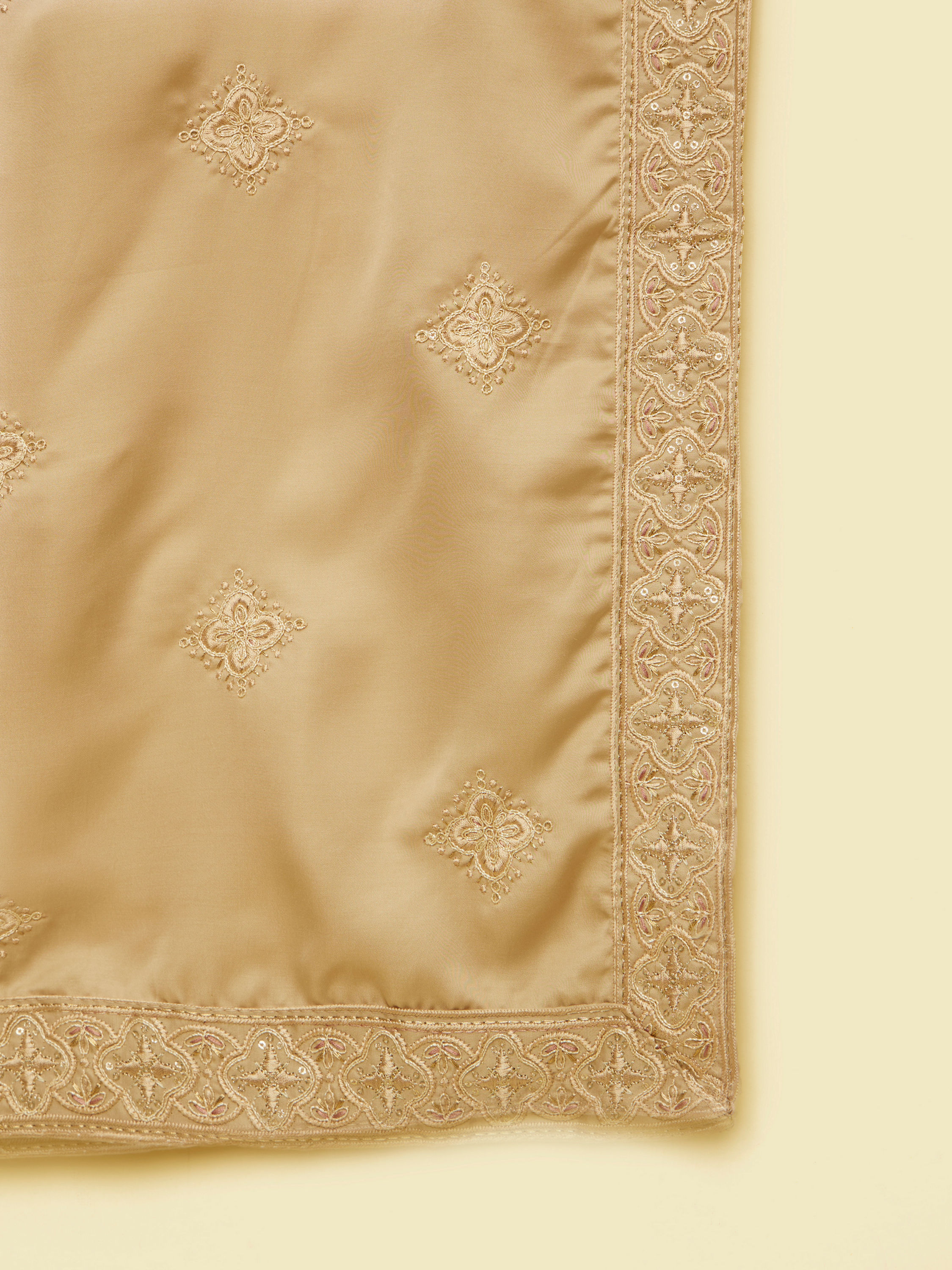 Manyavar Men Regal Beige Celebration Dupatta