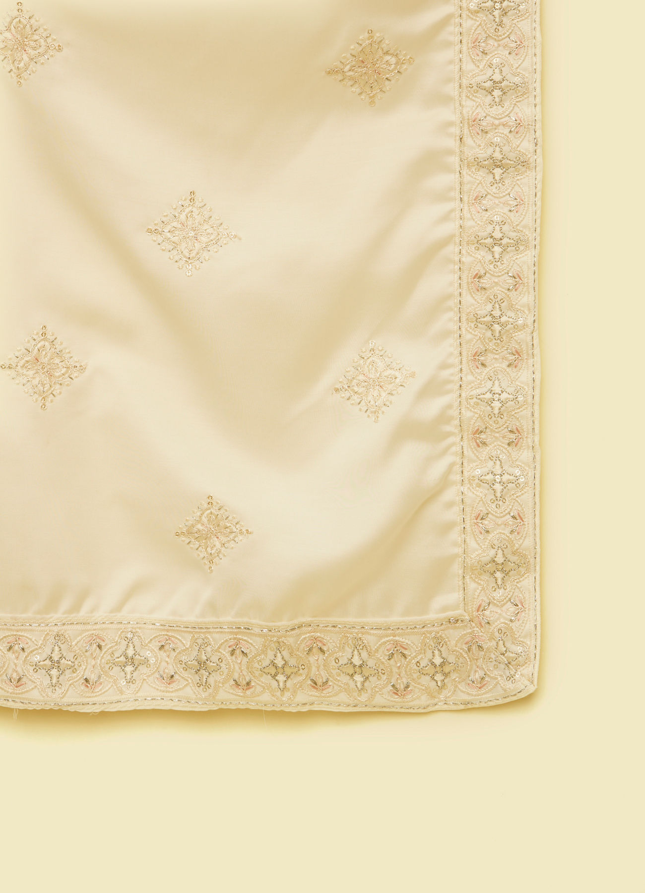 Manyavar Men Cream Satin Elegance Dupatta