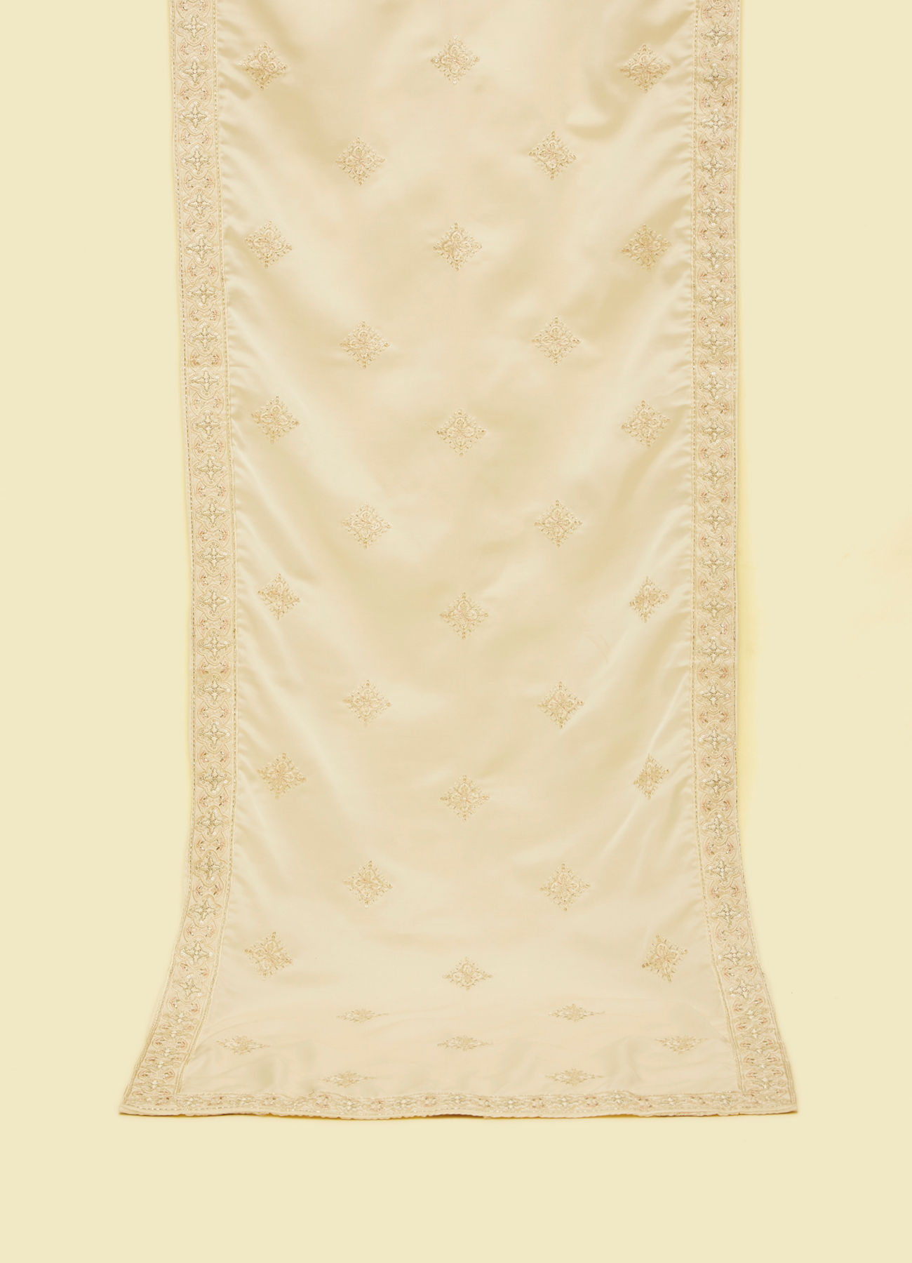 Manyavar Men Cream Satin Elegance Dupatta