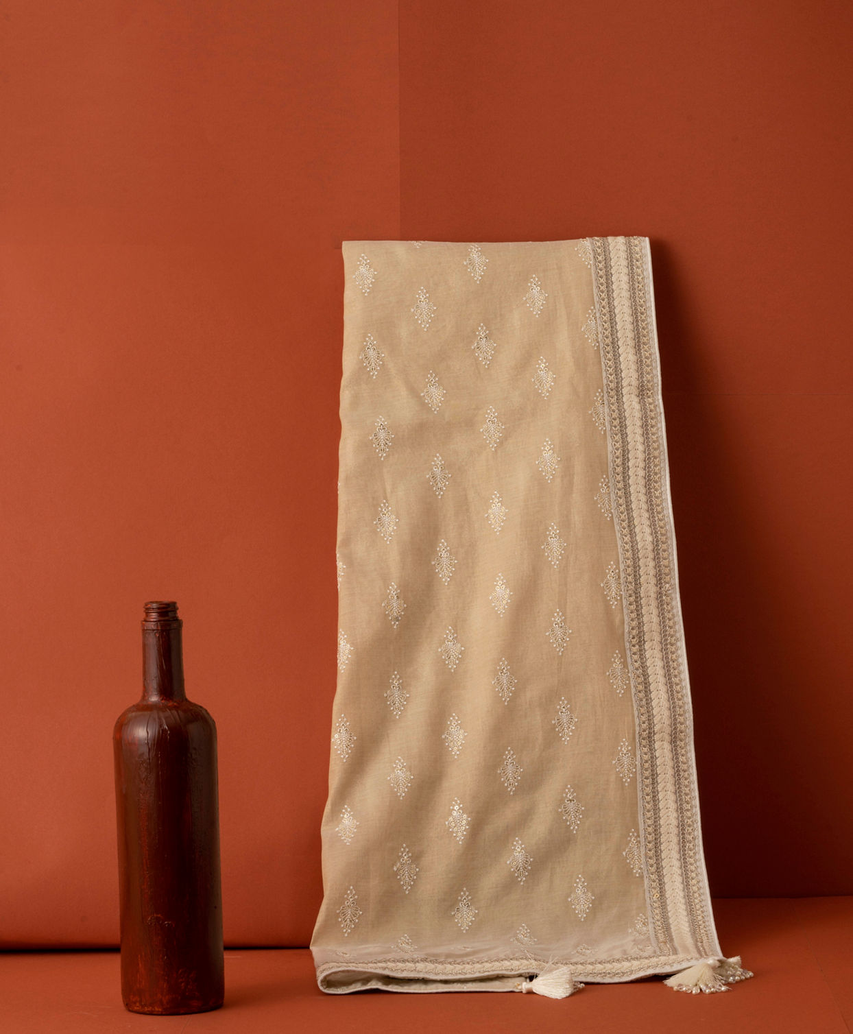 Manyavar Men Golden Chanderi Glory Dupatta