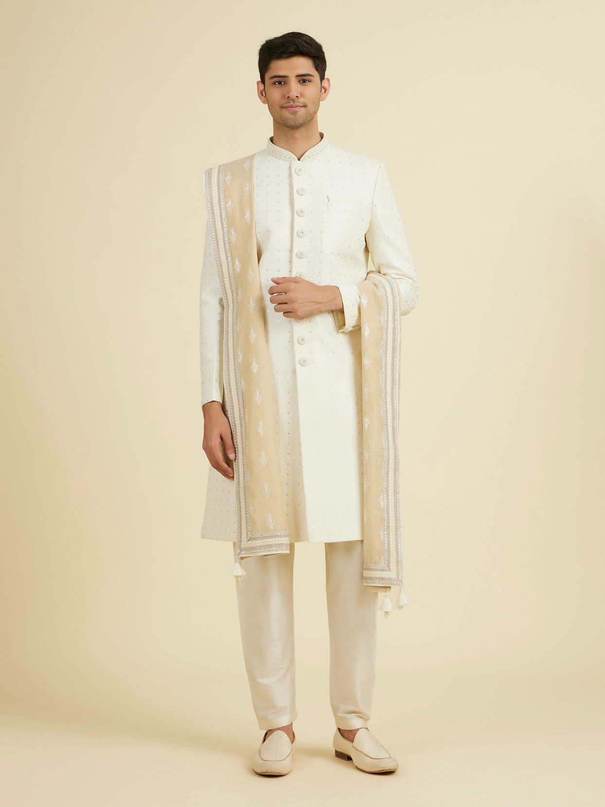 Manyavar Men Golden Chanderi Glory Dupatta