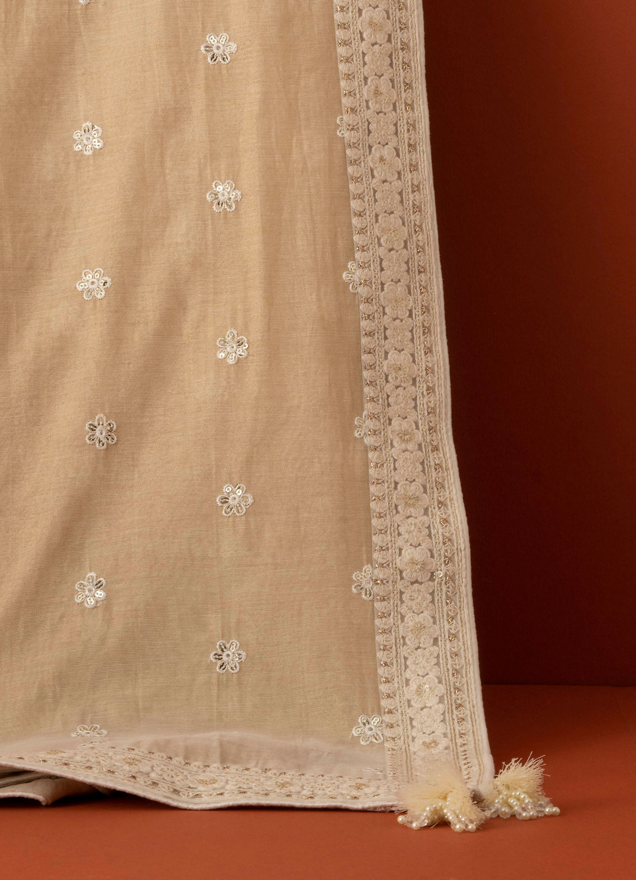 Manyavar Men Golden Glow Dupatta