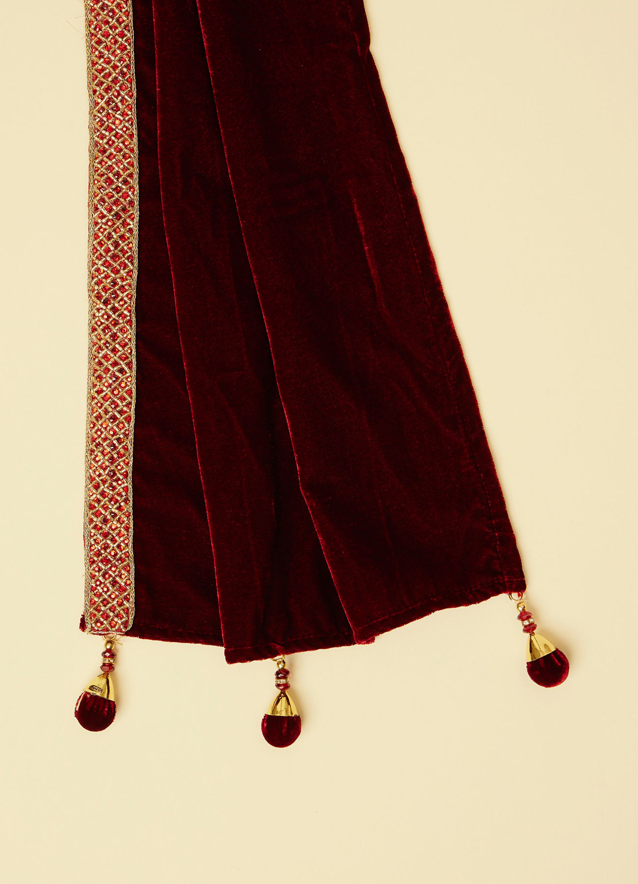 Manyavar Men Classic Maroon Dupatta