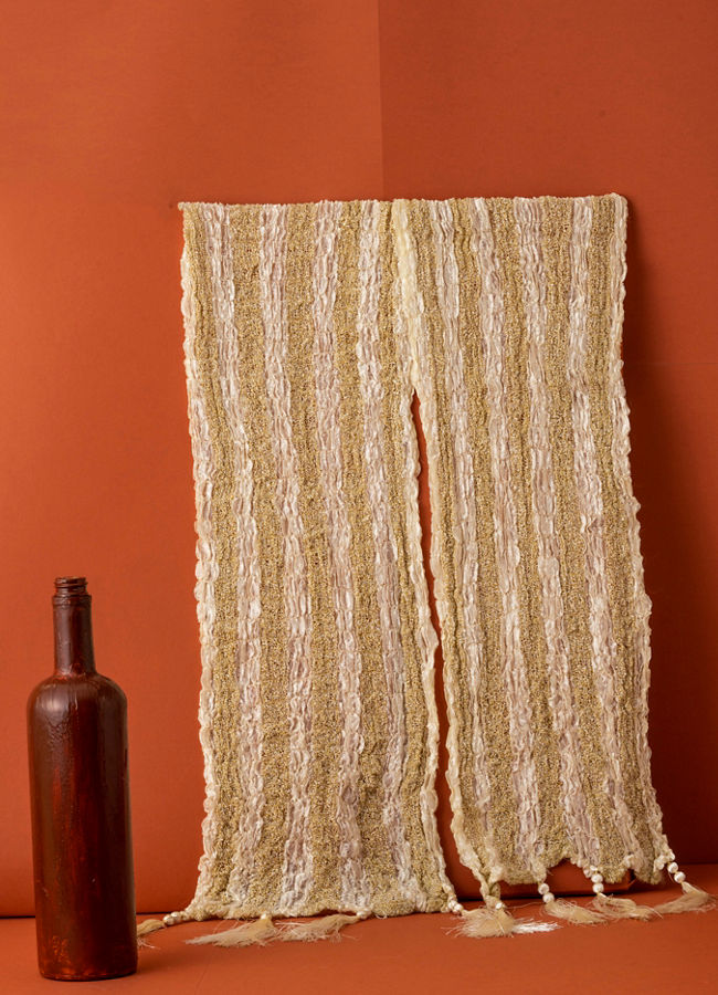 Manyavar Men Glistening Cream Dupatta