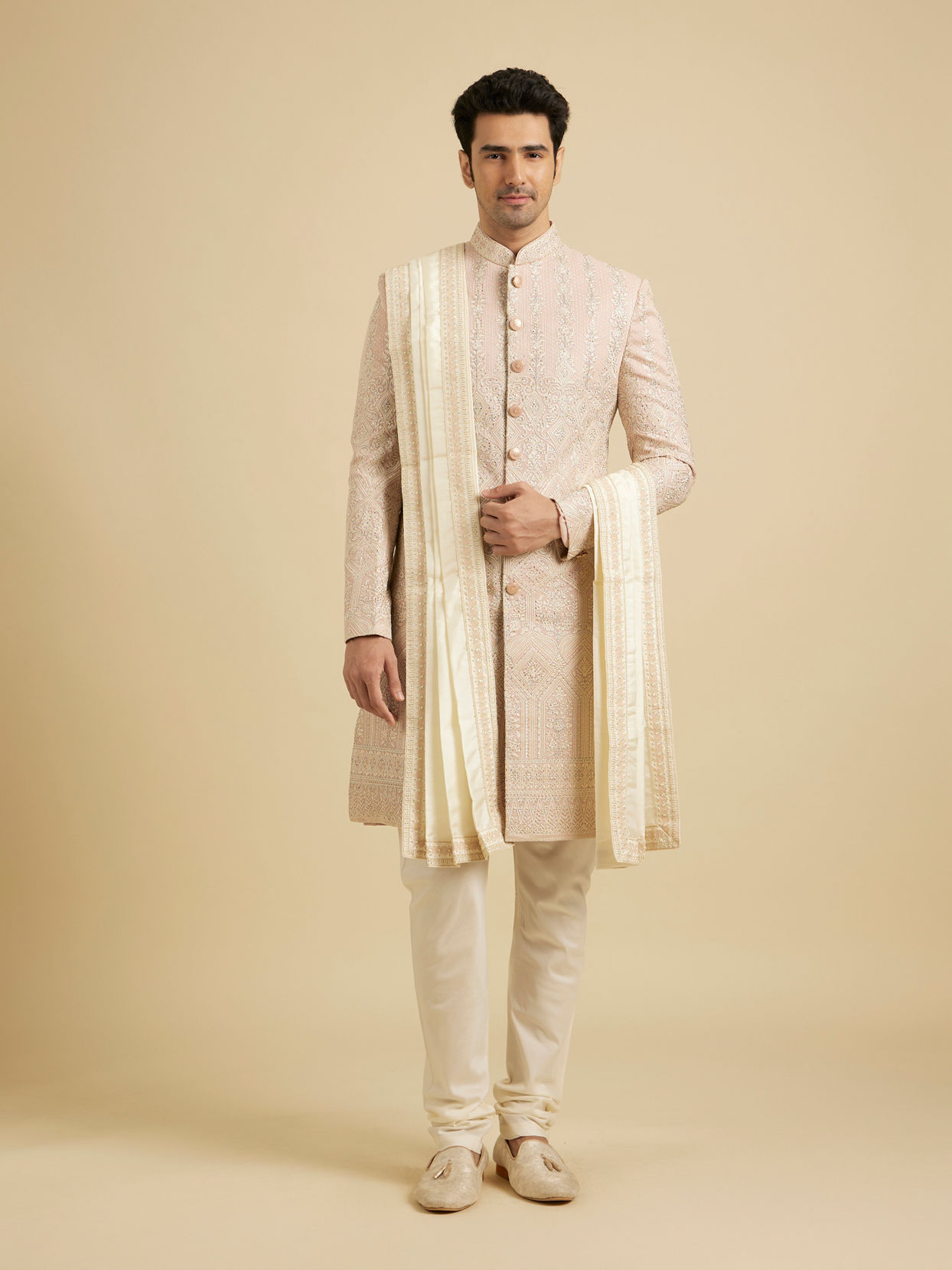 Manyavar Men White Elegance Dupatta