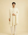 Manyavar Men Warm White Regal Dupatta Accessories image number 2