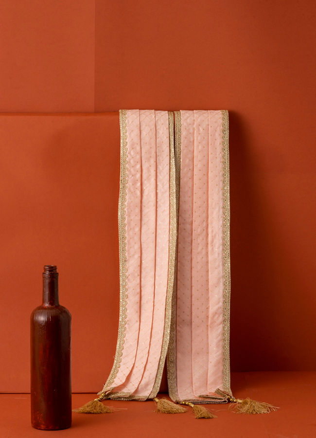 Manyavar Men Peach Imgued Elegance Dupatta