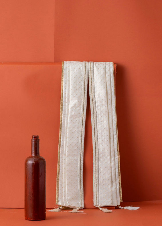 Manyavar Men Ivory White Sequined Stole