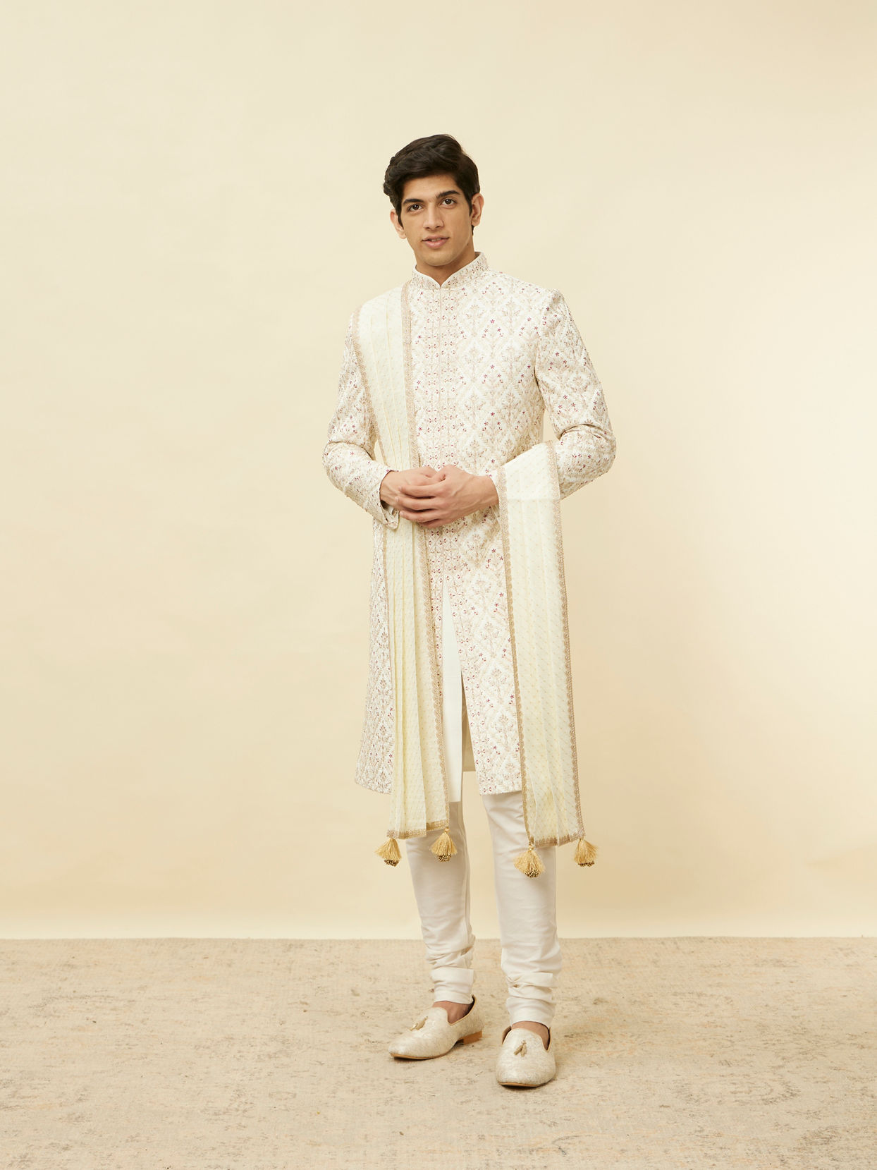 Manyavar Men Ivory White Sequined Stole