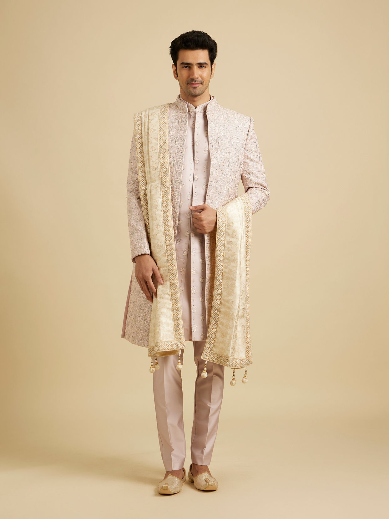 Manyavar Men Cream Coloured Festive Dupatta image number 2