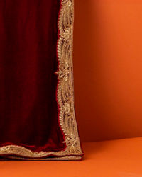 Manyavar Men Velvety Maroon Elegance Dupatta