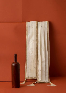 Manyavar Men Cream Gota Patti Bordered Stole