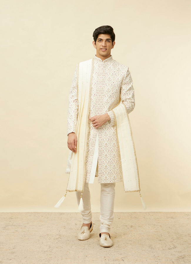 alt message - Manyavar Men Cream Gota Patti Bordered Stole image number 1