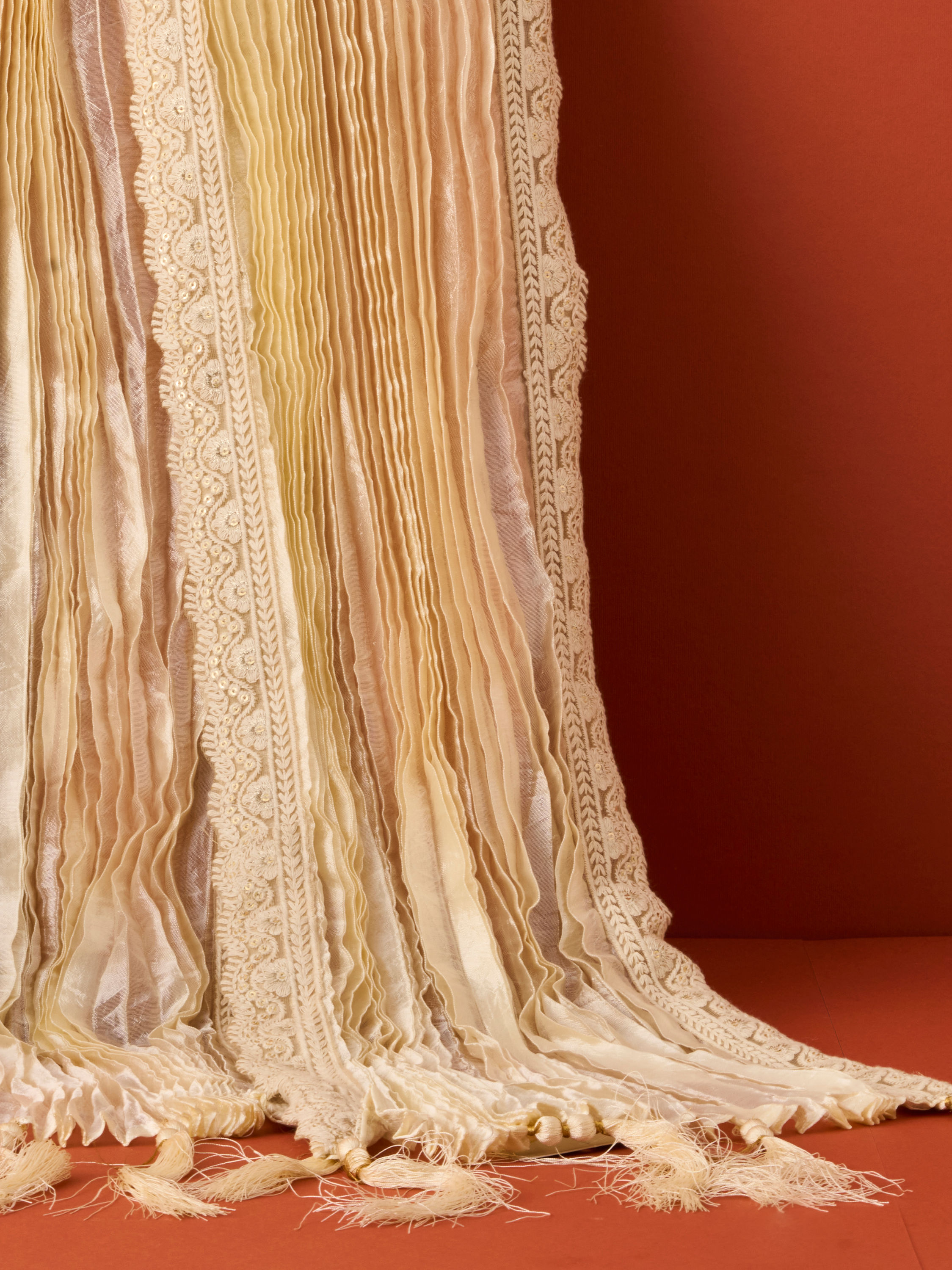 Manyavar Men Cream Elegance Dupatta