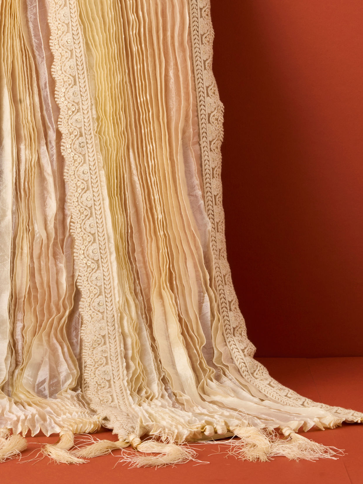 Manyavar Men Cream Elegance Dupatta