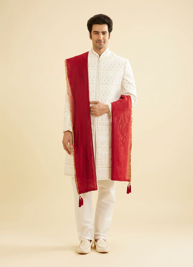 Manyavar Men Maroon Chanderi Dupatta image number 2