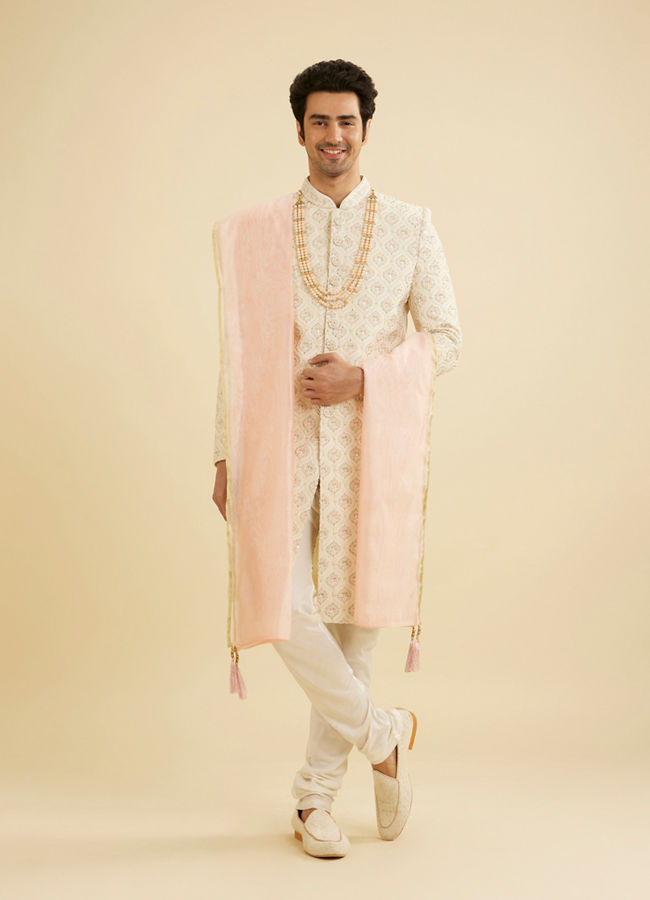 Manyavar Men Peach Chanderi Celebration Dupatta