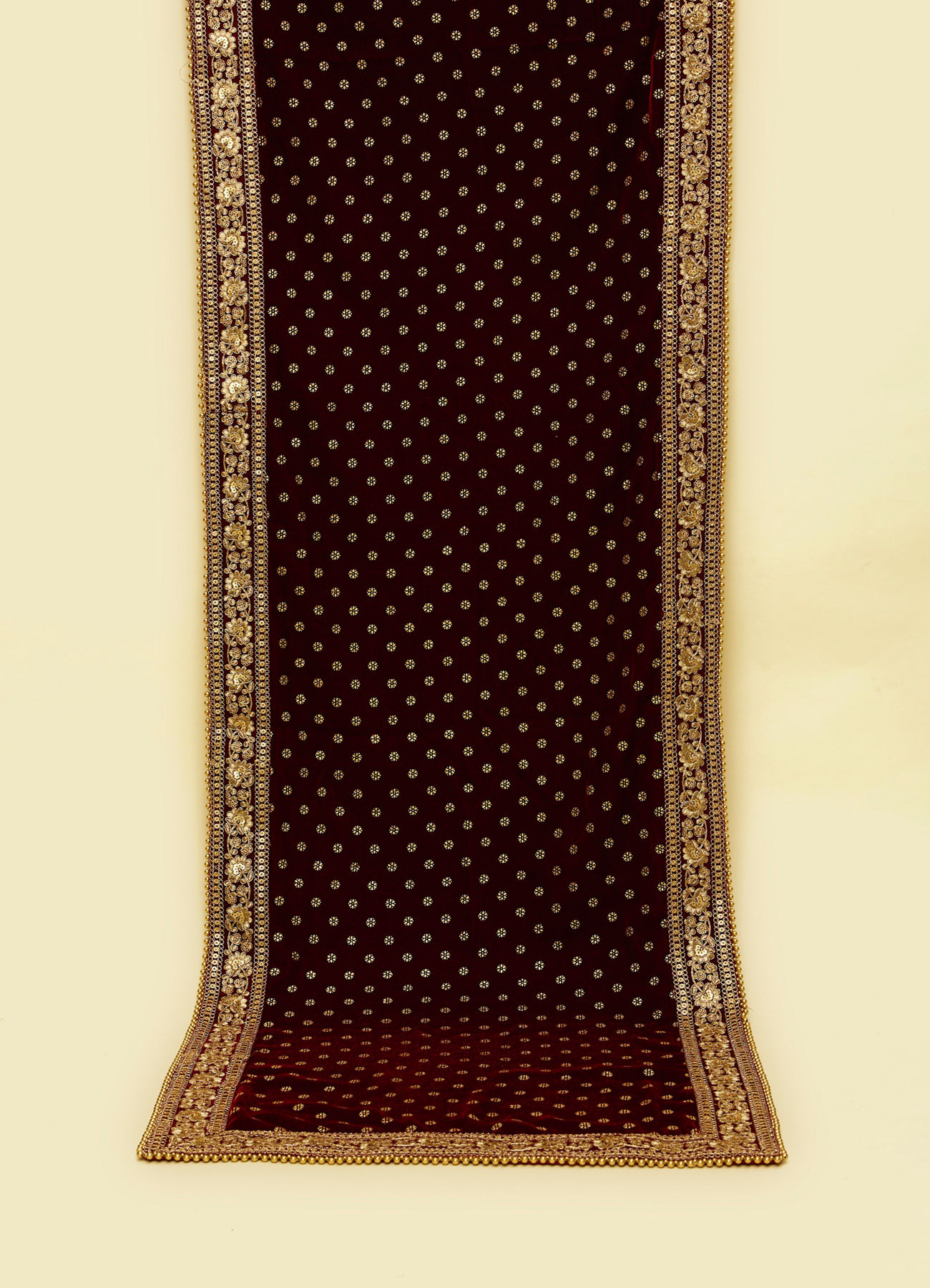 Manyavar Men Maroon Velvet Grandeur Dupatta