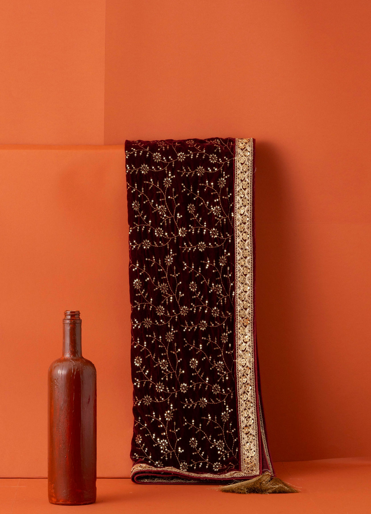 Manyavar Men Rich Maroon Velvet Dupatta