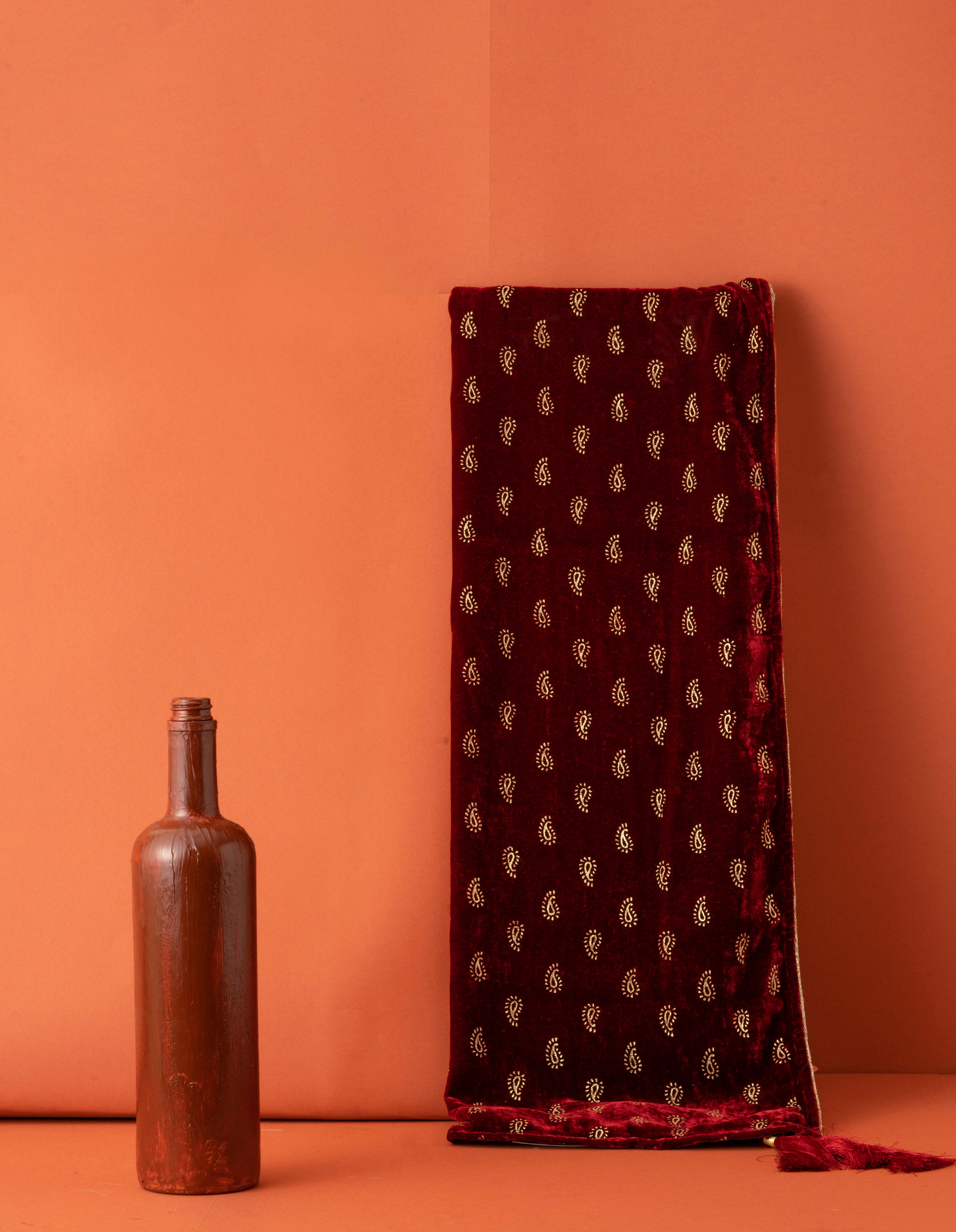 Manyavar Men Maroon Velvet Festive Dupatta