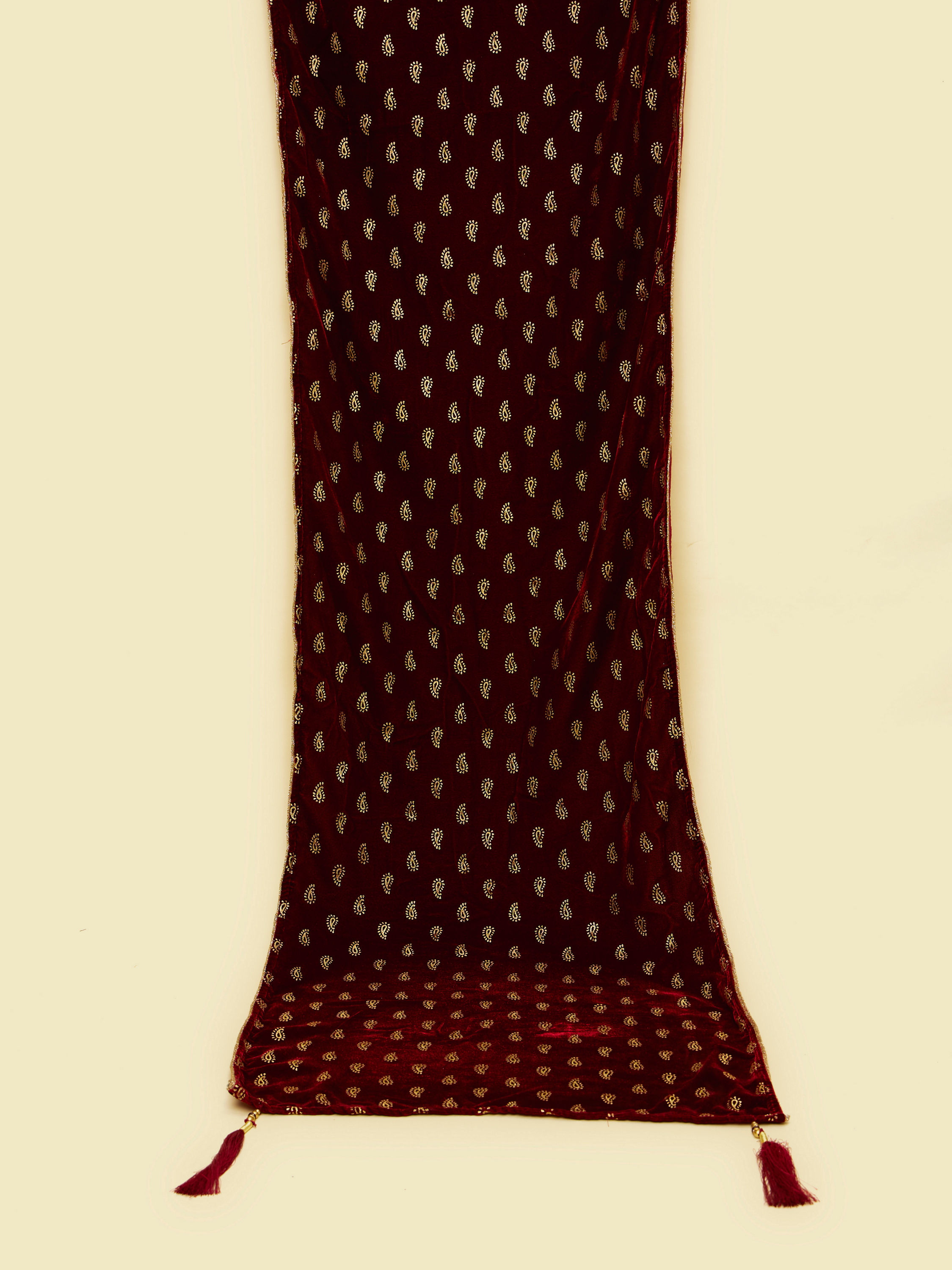 Manyavar Men Maroon Velvet Festive Dupatta