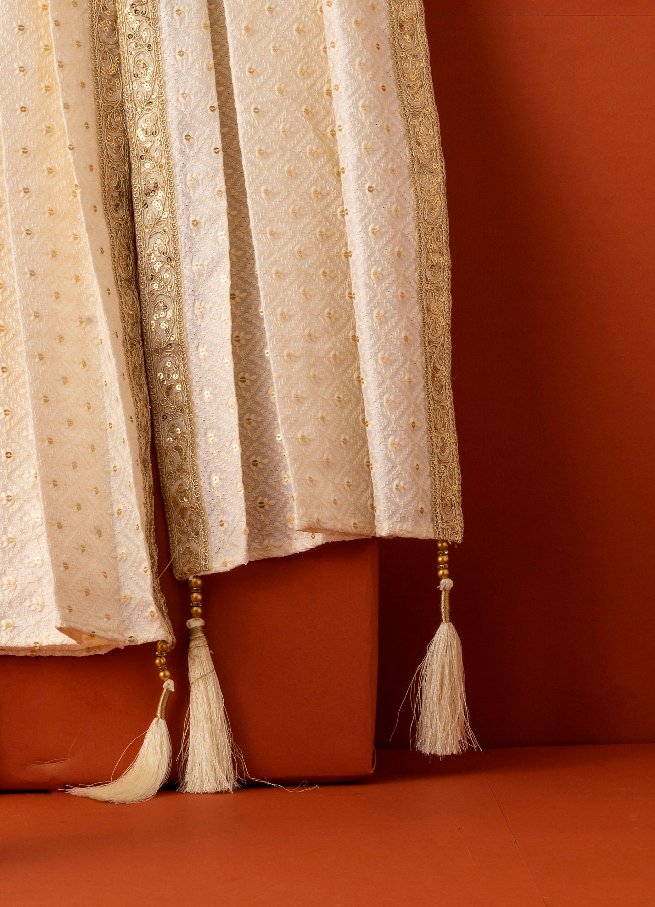 Manyavar Men Regal Cream Dupatta