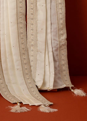 Manyavar Men Elegant Cream Dupatta