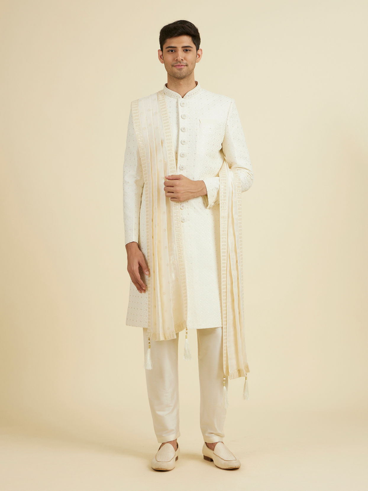 Manyavar Men Cream Delight Dupatta