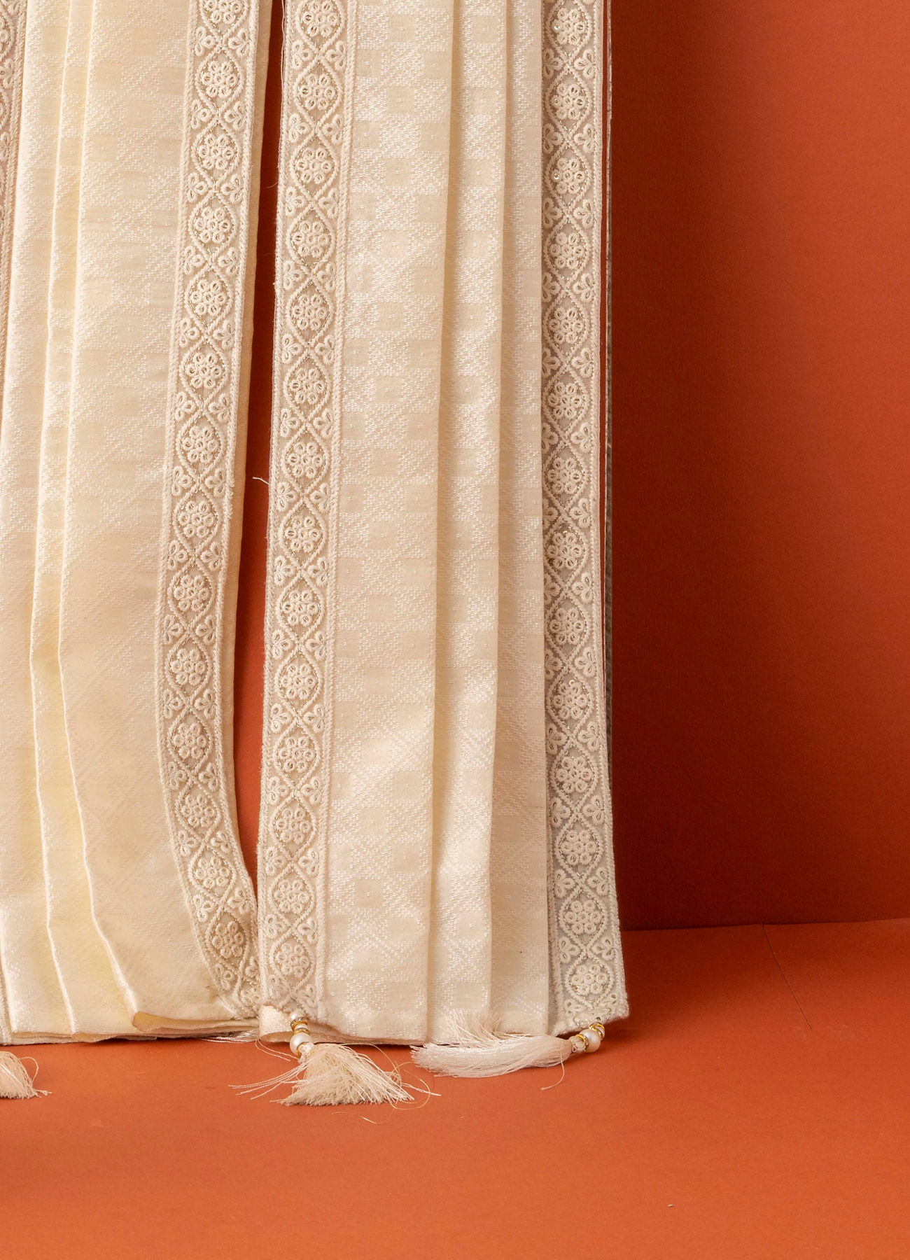 Manyavar Men Elegant Cream Dupatta