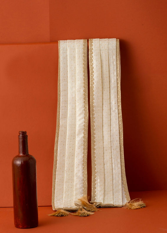 Manyavar Men Elegant Cream Dupatta