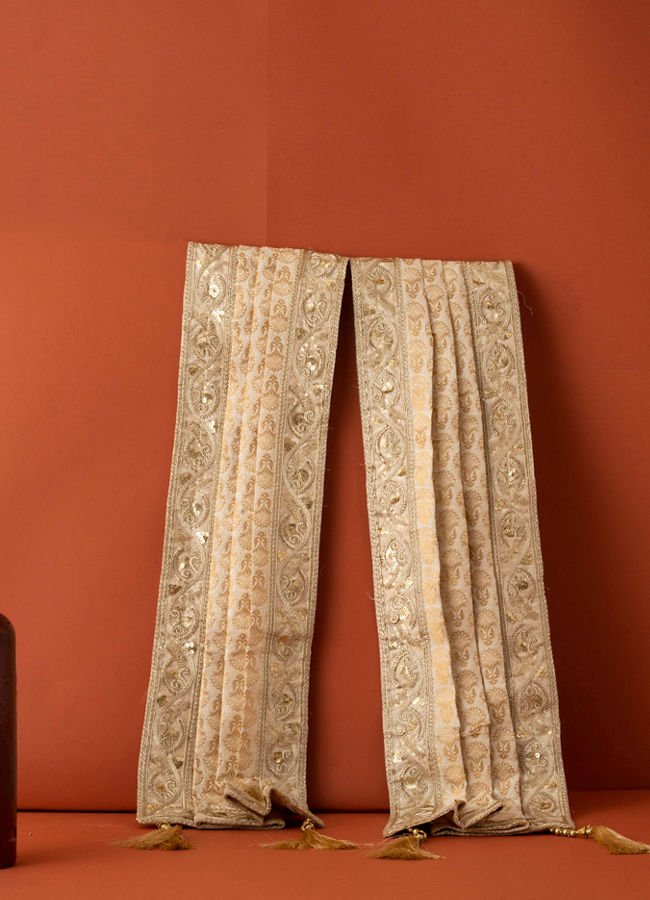 Manyavar Men Soft Beige Pleated Traditional Stole