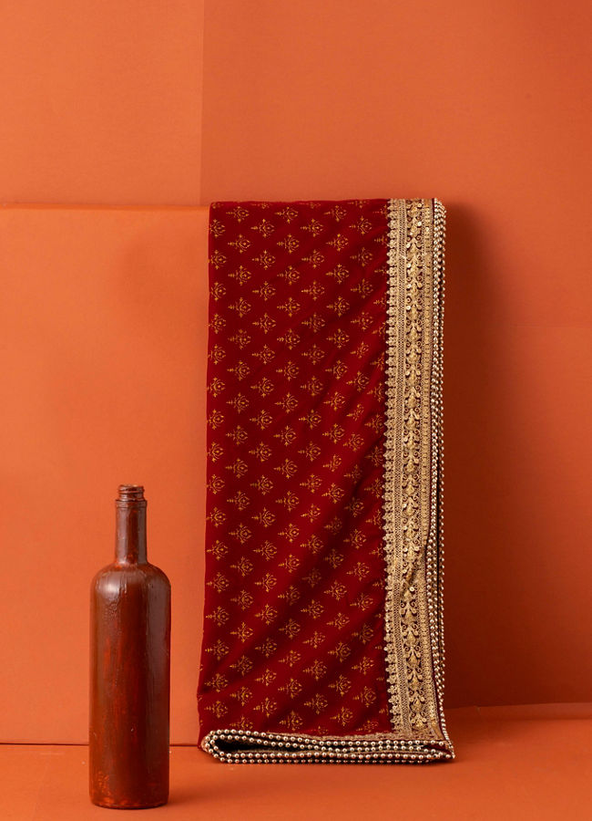 Manyavar Men Dark Maroon Bel Buti Patterned Dupatta